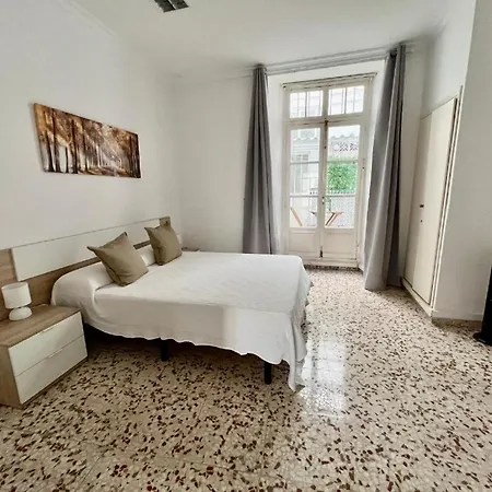 La Casa De La Plaza Vieja Feriehus