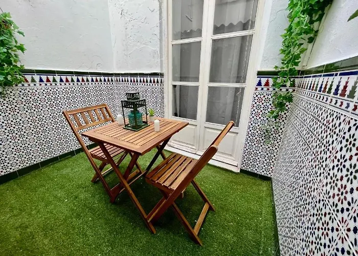 La Casa De La Plaza Vieja